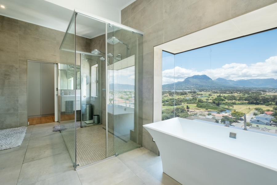 3 Bedroom Property for Sale in Strand North Western Cape